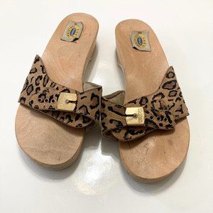 Vintage Dr. Scholl's  Size 10, wooden, Leopard suede Made in Italy
